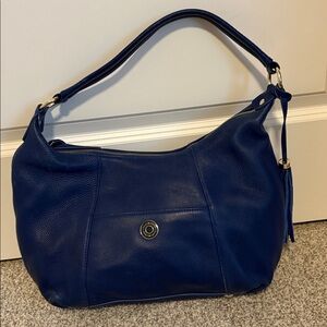 NWOT Issac Mizrahi Elegant Blue Leather Shoulder Bag, Hobo Style, Never Used